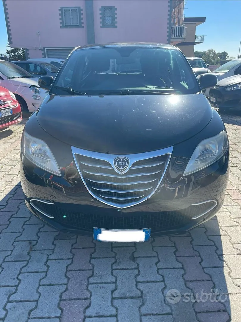 Lancia Ypsilon 2012 photo 3