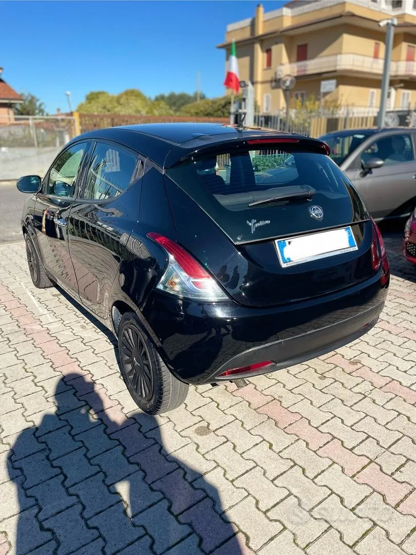 Lancia Ypsilon 2012 photo 4