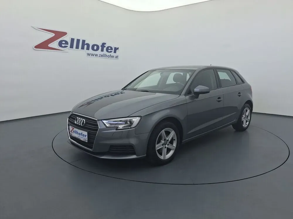 Audi A3 2017 photo 2