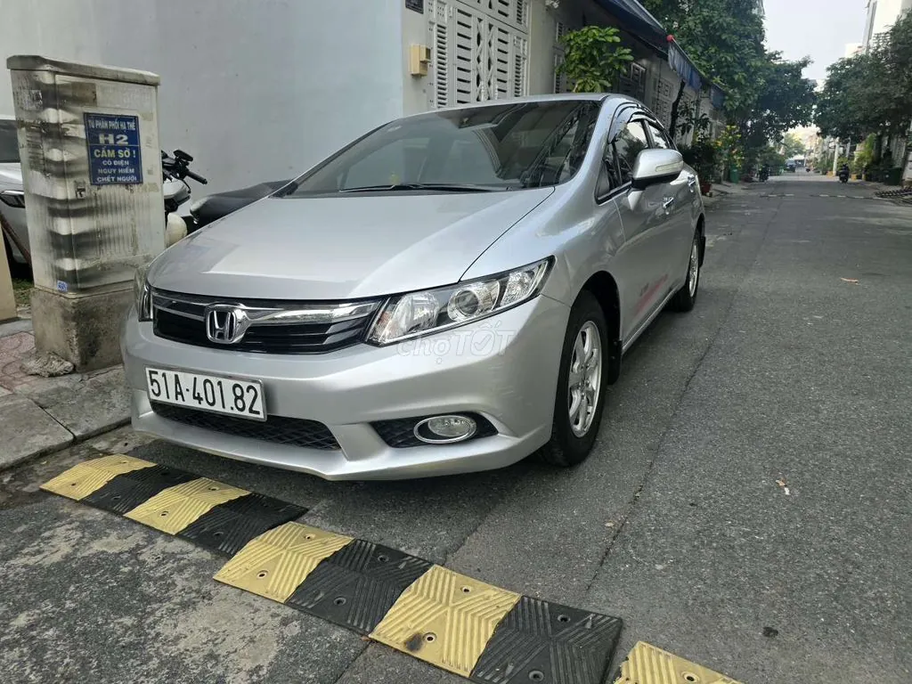 Honda Civic 2012 photo 3