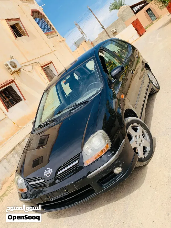 Nissan Almera