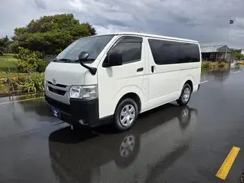Toyota Hiace 2023 photo 4