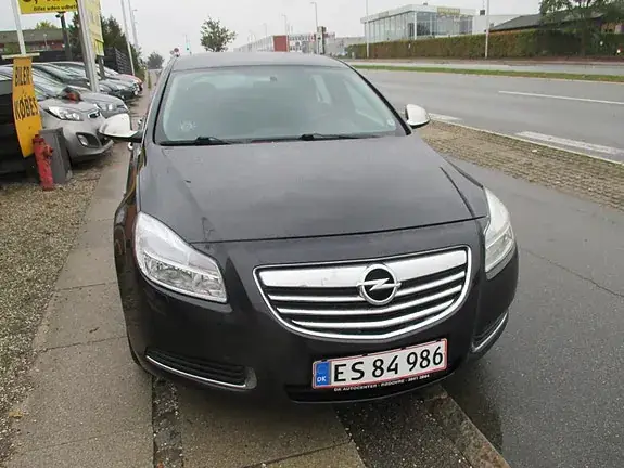 Opel Insignia 2009 photo 2