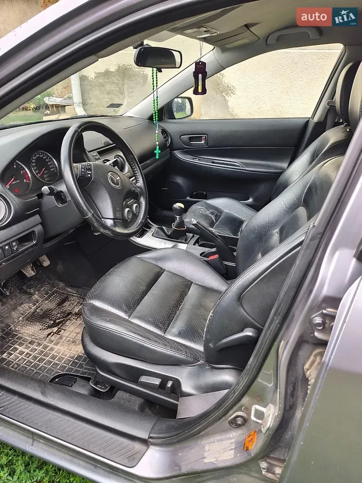 Mazda 6