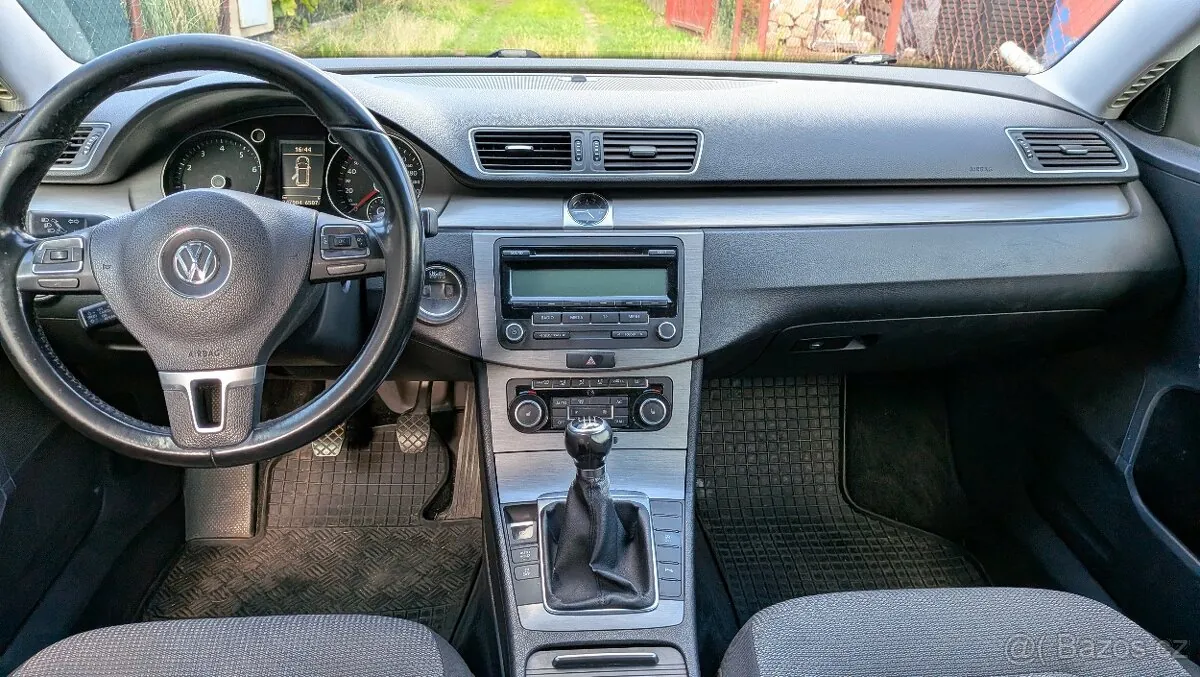 Volkswagen Passat 2014 photo 5