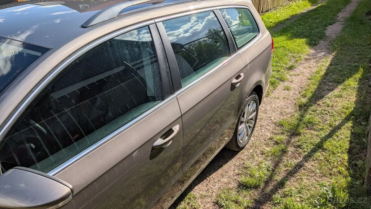 Volkswagen Passat 2014 photo 3