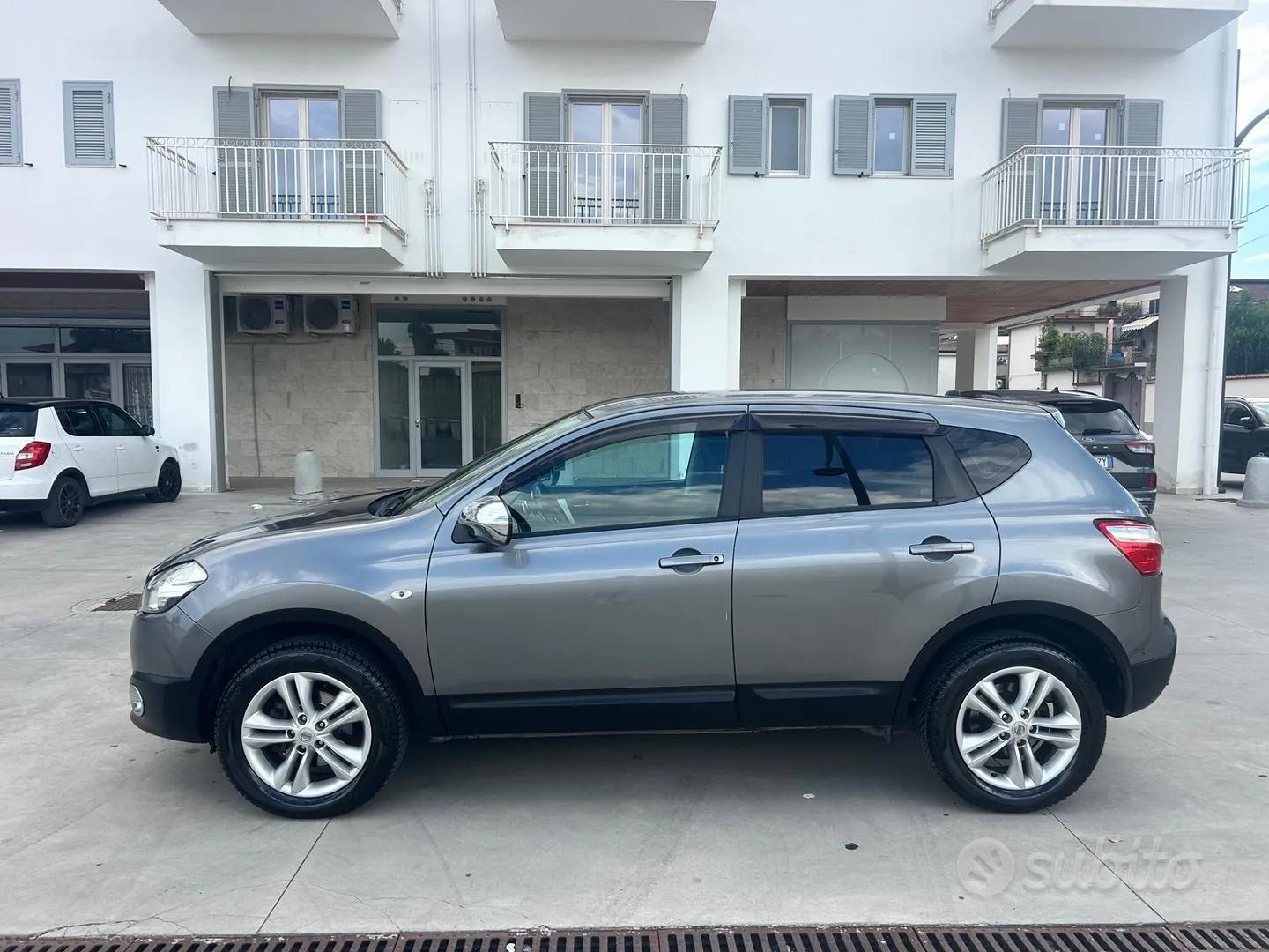 Nissan Qashqai 2011 photo 4