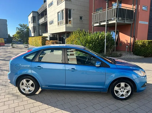 Ford Focus 2010 photo 4