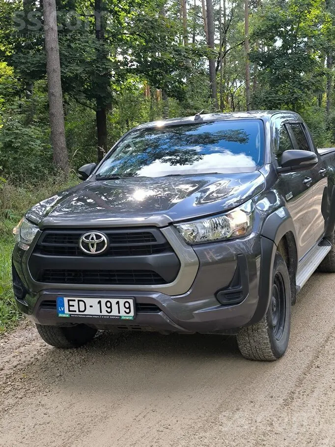 Toyota Hilux 2021 photo 4