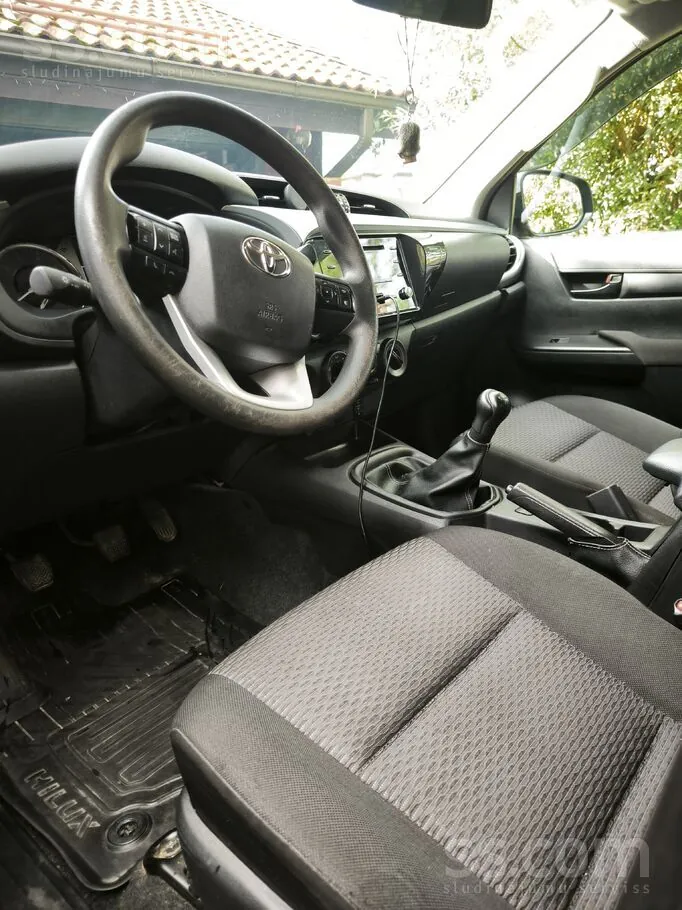Toyota Hilux 2021 photo 5