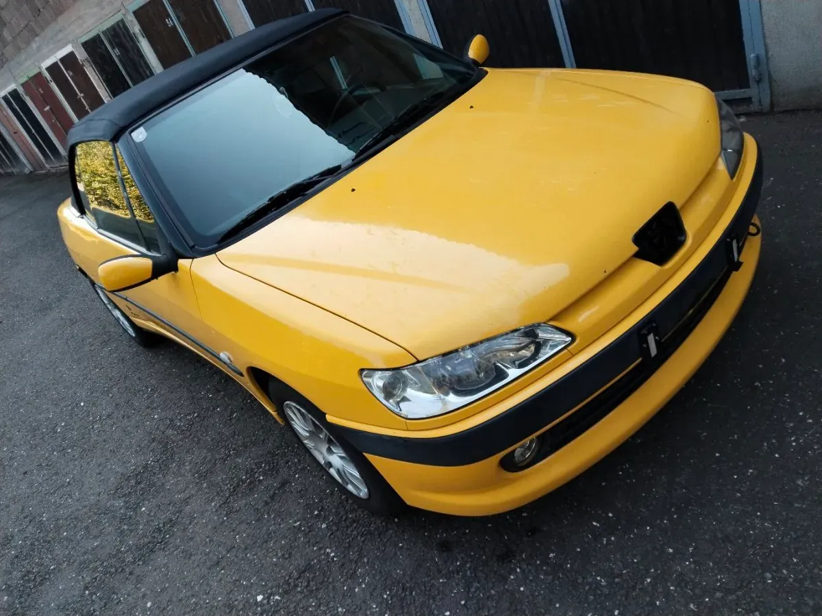 Peugeot 306
