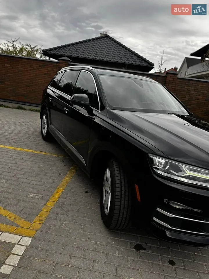 Audi Q7 2018 photo 2