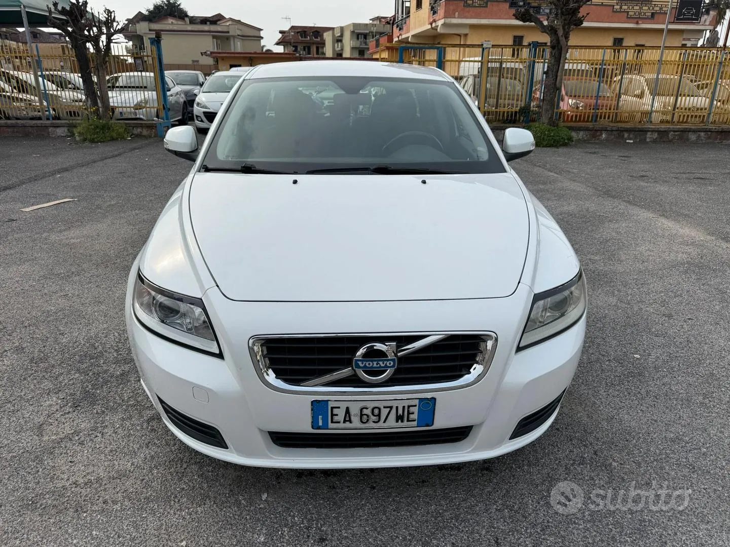 Volvo V50 2010 photo 3