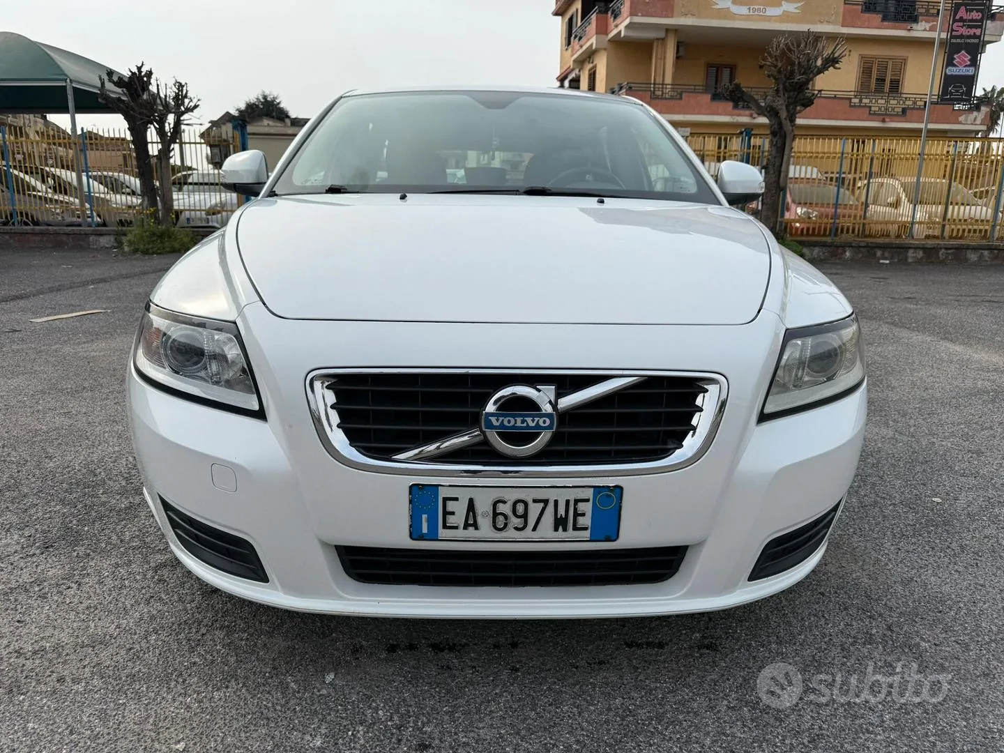 Volvo V50 2010 photo 4