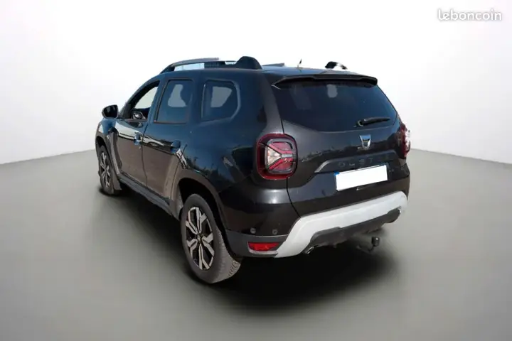 Dacia Duster 2022 photo 2