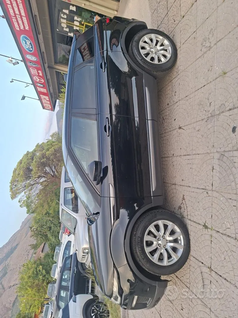 Land Rover Range Rover Evoque 2018 photo 5