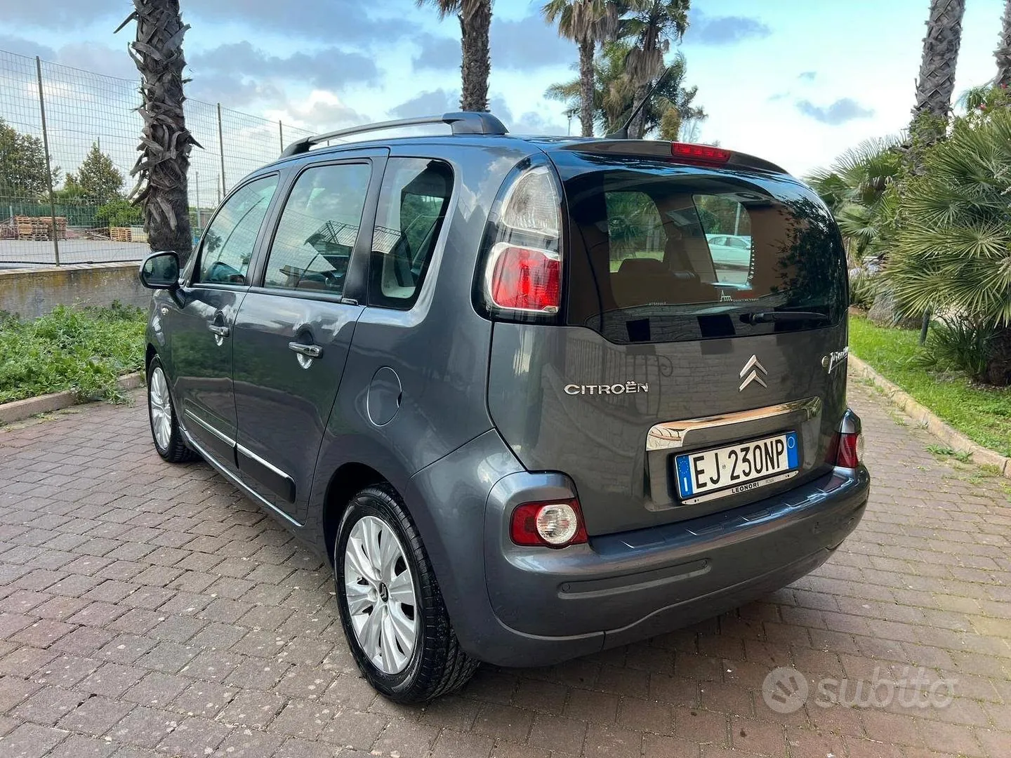 Citroen C3 Picasso 2011 photo 5