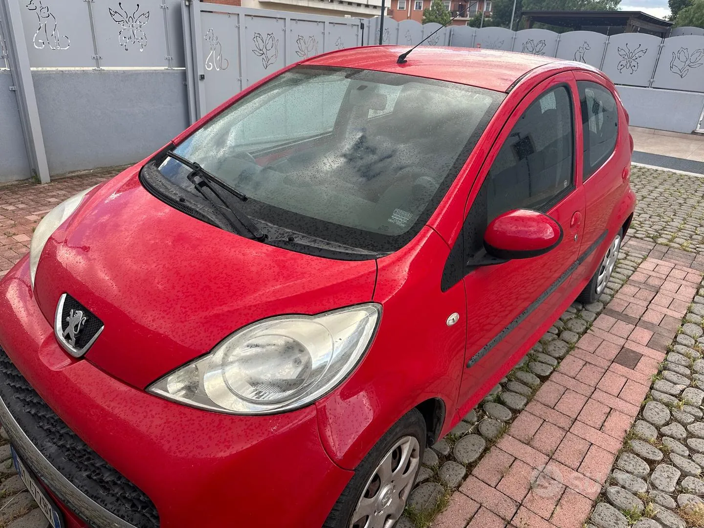 Peugeot 107 2009 photo 4