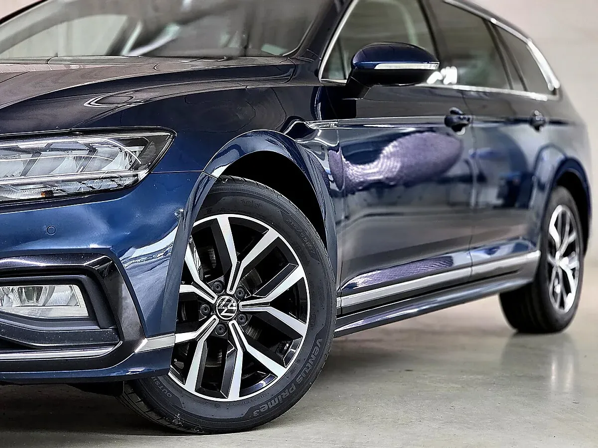 Volkswagen Passat 2024 photo 3