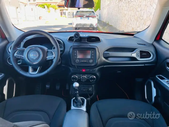 Jeep Renegade 2015 photo 5
