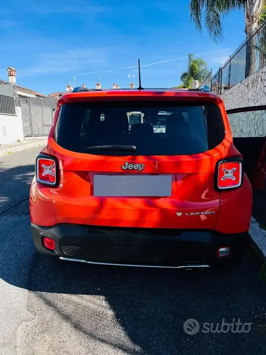 Jeep Renegade 2015 photo 2