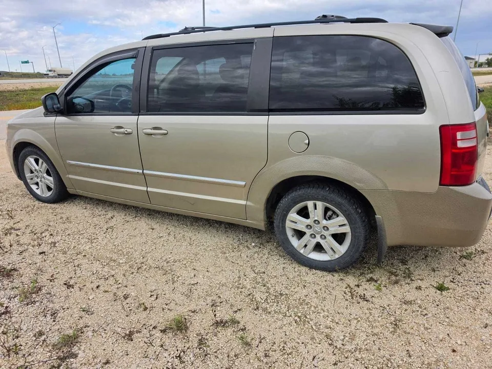 Dodge Grand Caravan 2008 photo 4