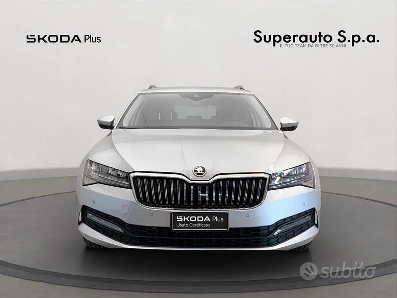 Skoda Superb 2024 photo 2