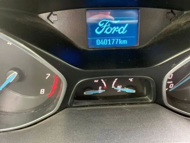 Ford C-Max 2012 photo 3