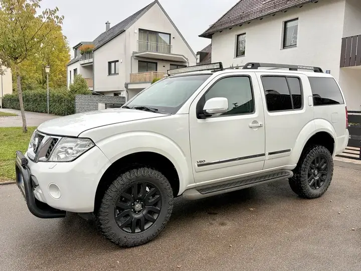 Nissan Pathfinder