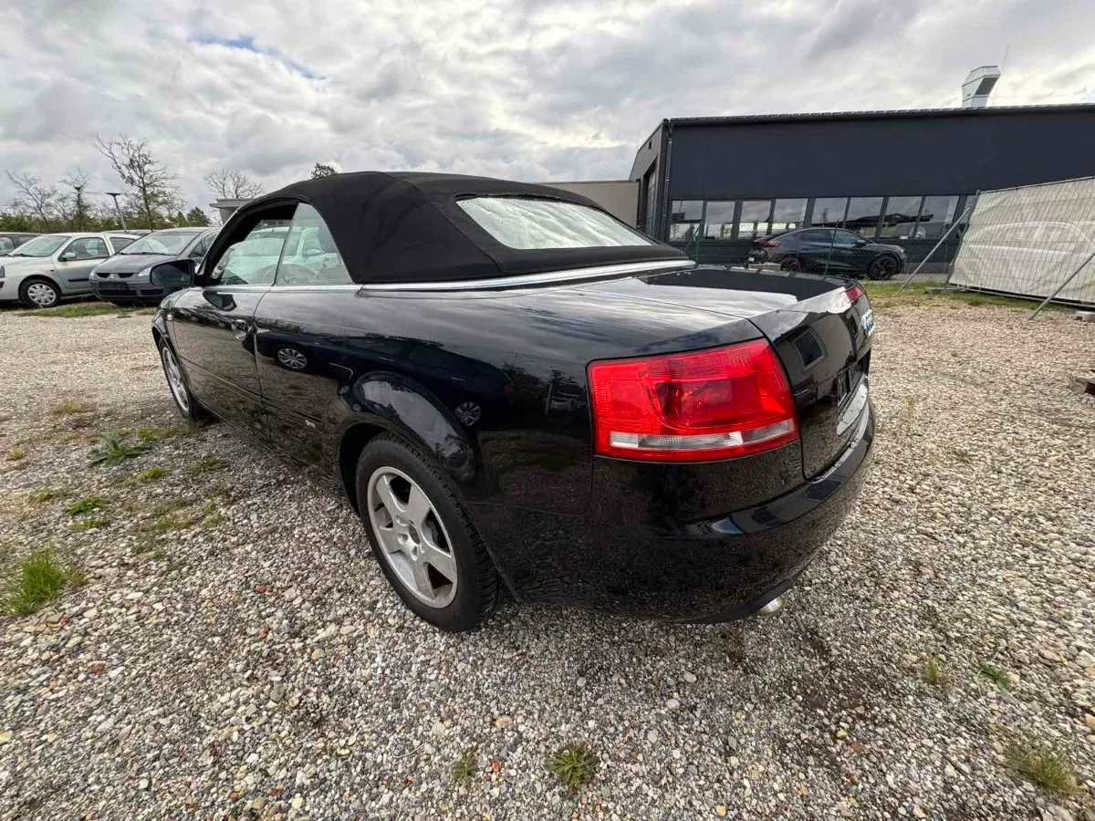 Audi A4 2006 photo 2