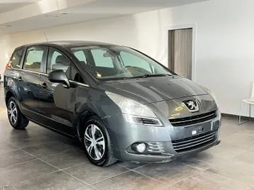 Peugeot 5008 2010 photo 3