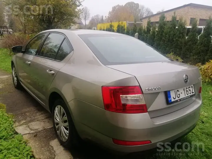 Skoda Octavia 2013 photo 4