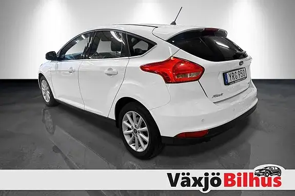 Ford Focus 2018 photo 2