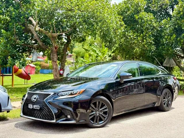 Lexus Es250