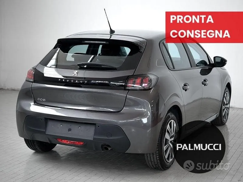 Peugeot 208 2023 photo 3