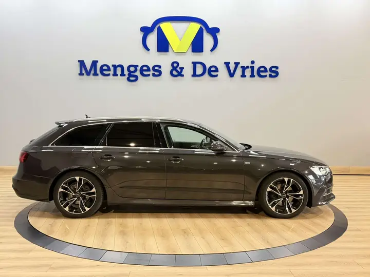 Audi A6 Avant 2017 photo 2