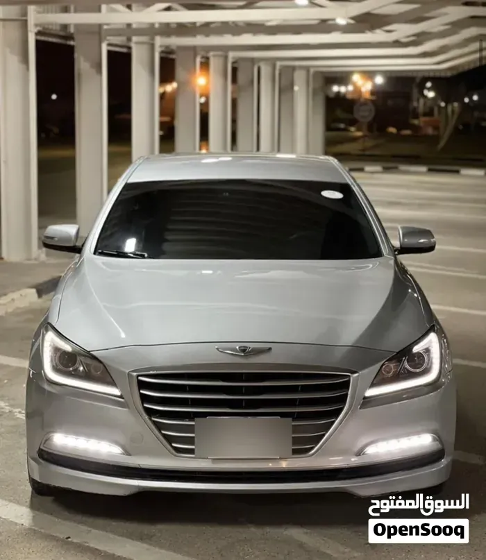 Hyundai Genesis 2016 photo 2