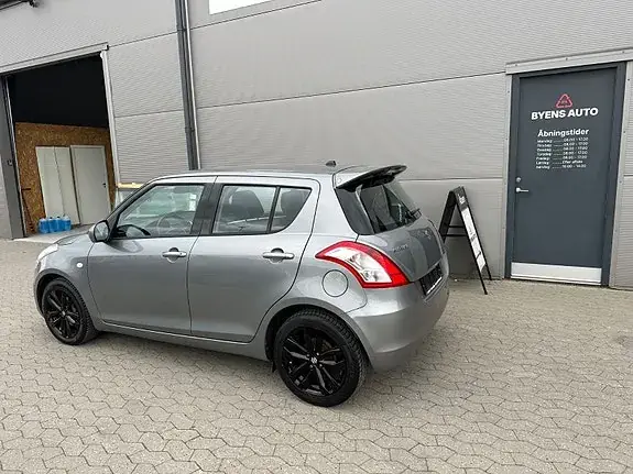 Suzuki Swift 2016 photo 5