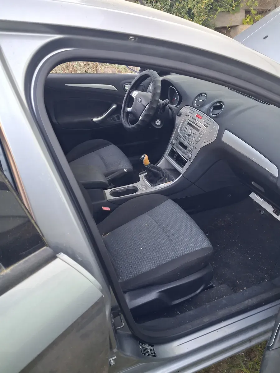 Ford Mondeo 2008 photo 2