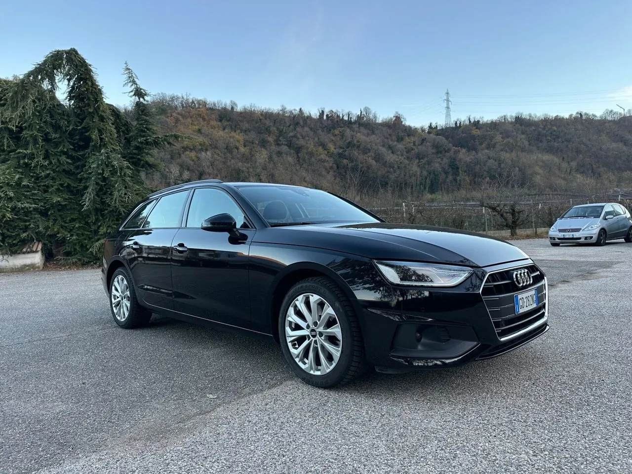 Audi A4 Avant 2021 photo 3
