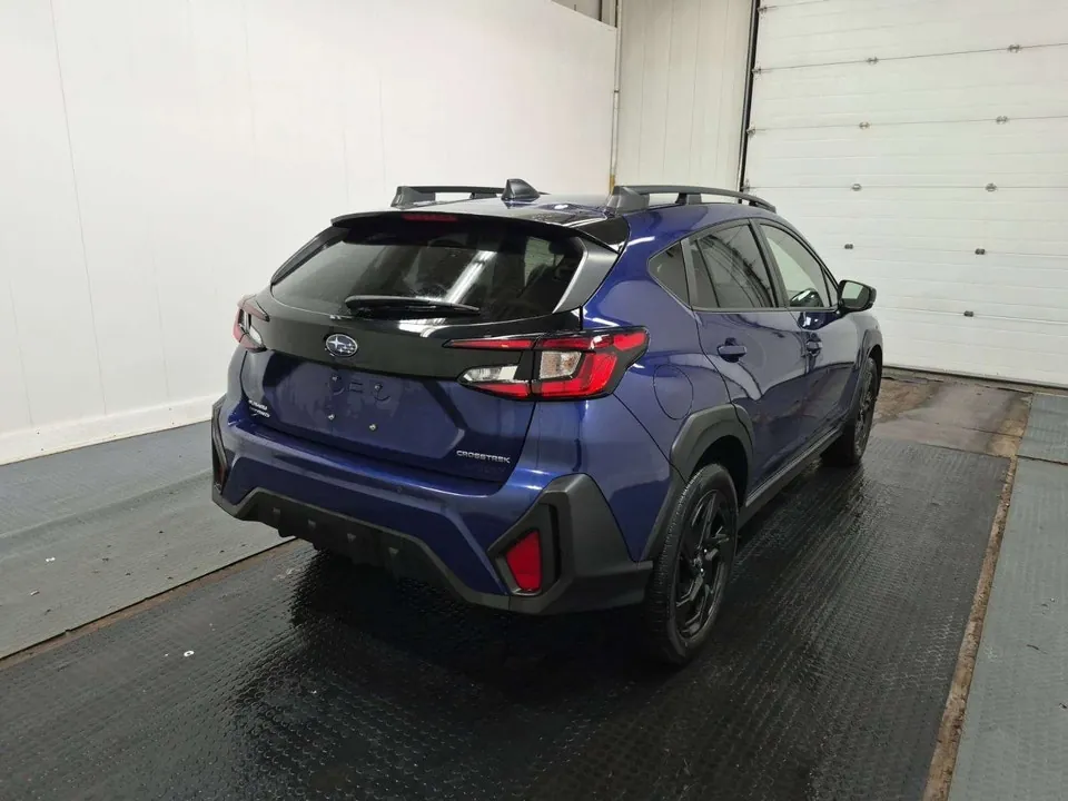 Subaru Crosstrek 2024 photo 2