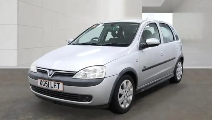 Vauxhall Corsa 2001 photo 2