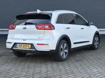 Kia Niro 2016 photo 2