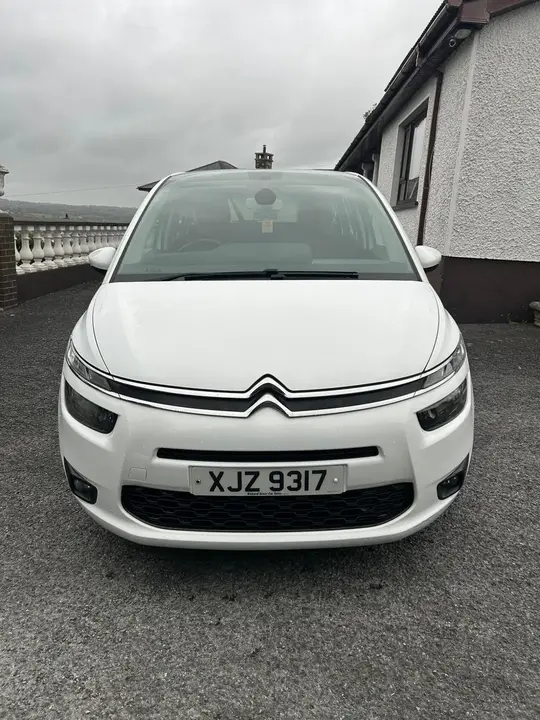 Citroen Grand C4 Picasso 2016 photo 2