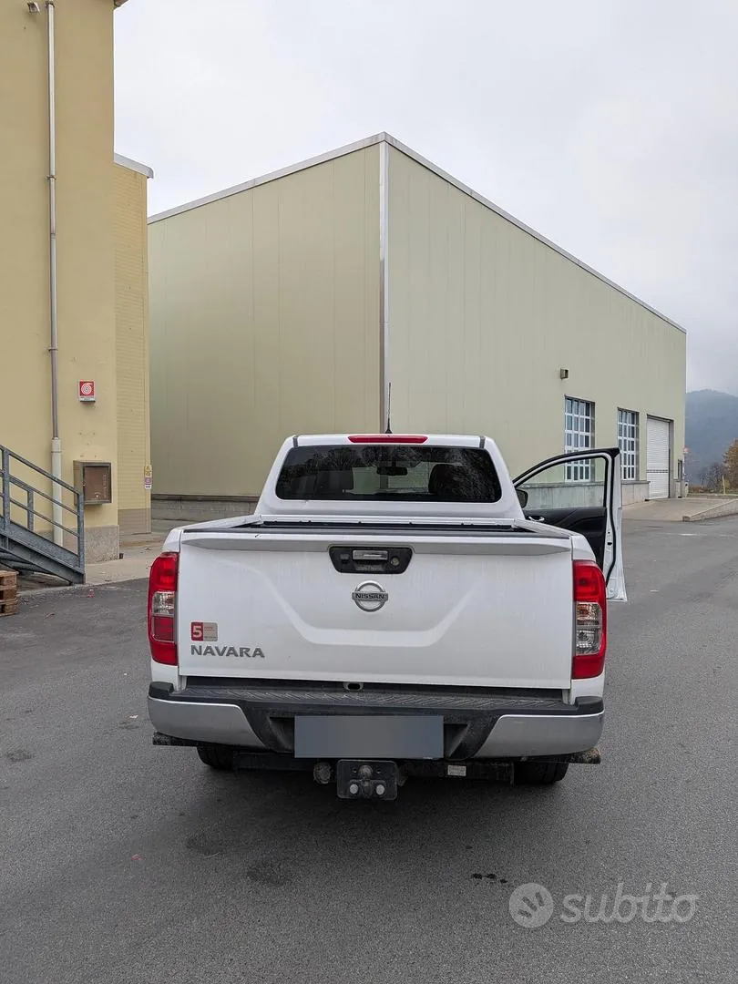 Nissan Navara 2022 photo 2