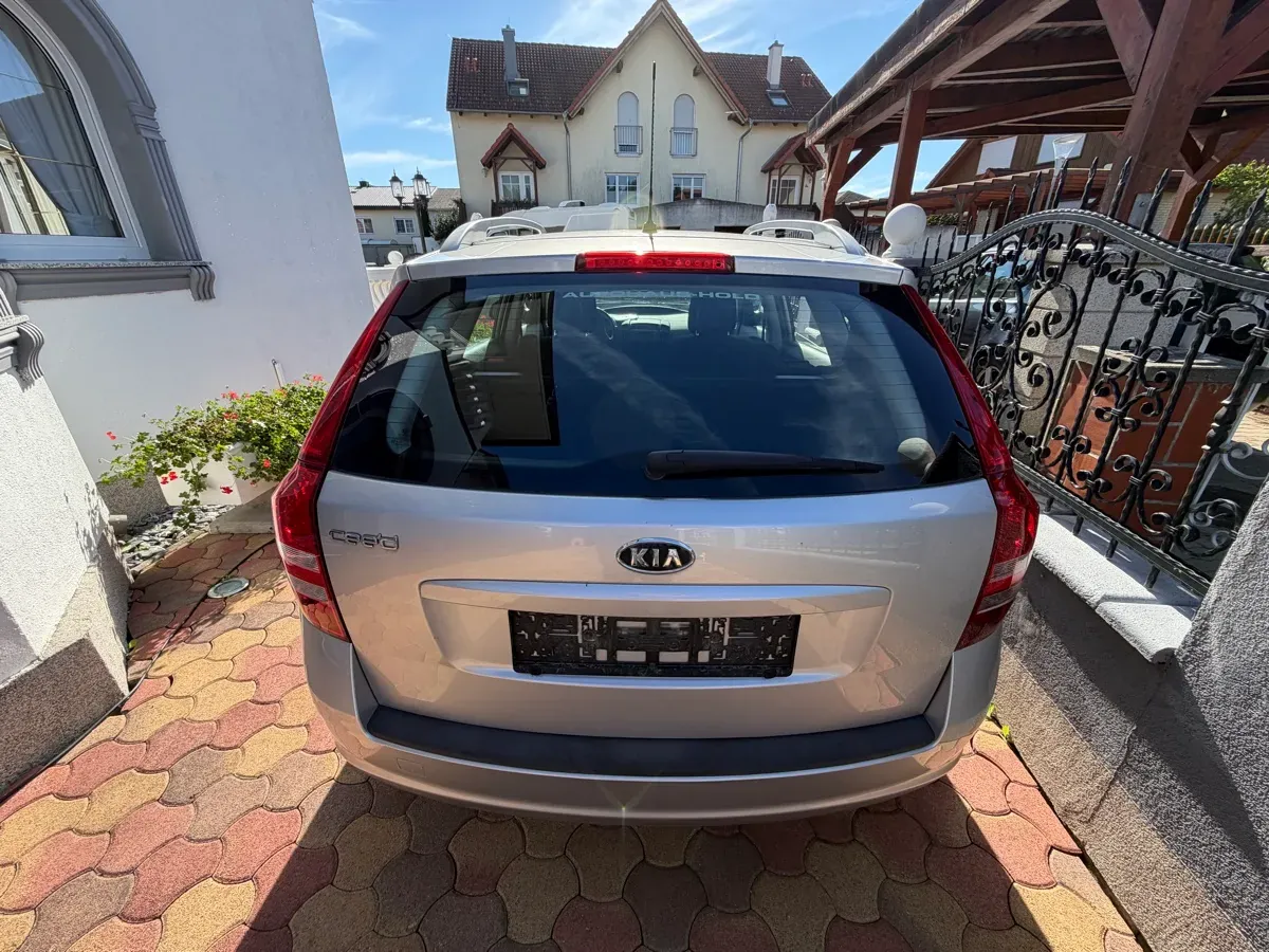 Kia Ceed 2008 photo 2