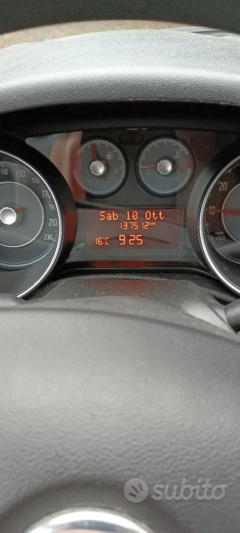 Fiat Grande Punto 2015 photo 3