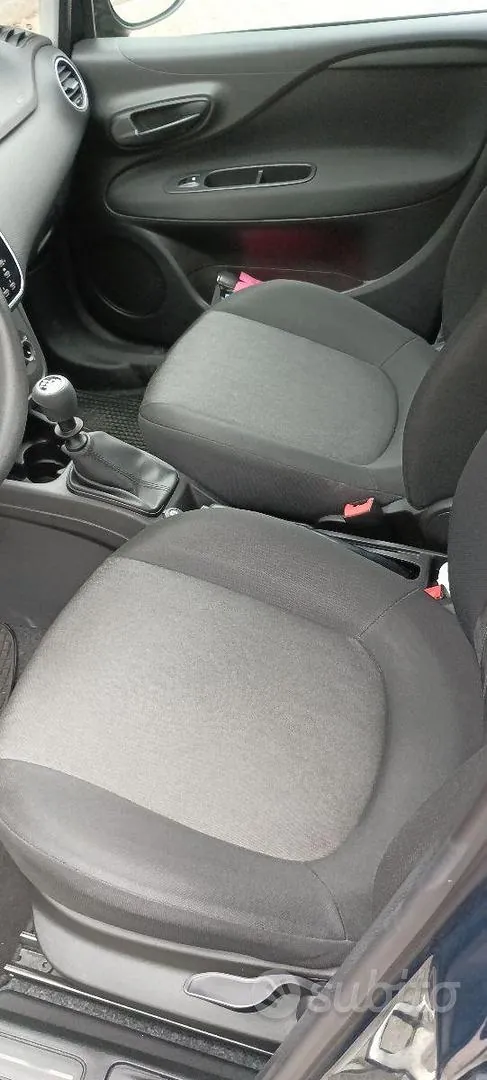 Fiat Grande Punto 2015 photo 4