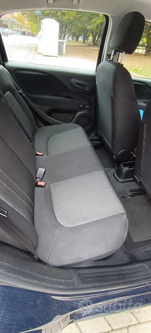 Fiat Grande Punto 2015 photo 5