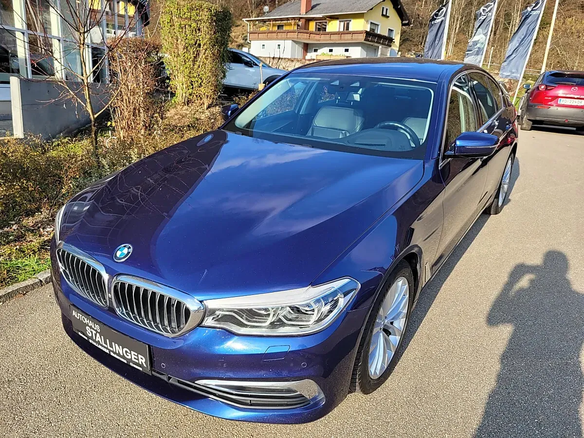 BMW 5 Series 2017 photo 2